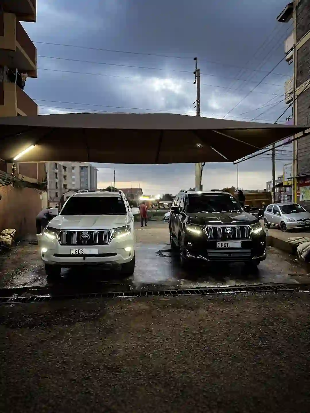 Prado Prado Tent Car Hire